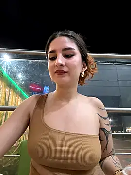 Mon Cherry online show from September 2025 12:58:01 AM
