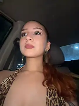 Mon Cherry online show from November 2025 01:39:02 AM