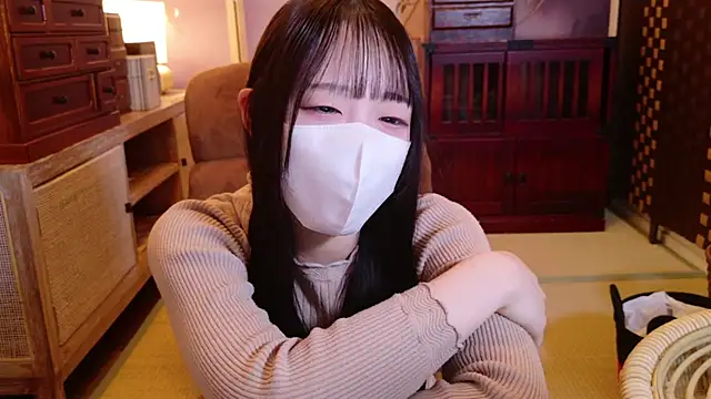 Snapshot of chan_yuma_tan chatting on December 2024 03:06:01 PM chan yuma tan online show from December 2024 03:06:01 PM