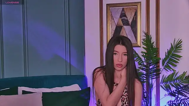 LunaWills  online show from February 2026 05:04:02 AM