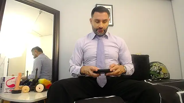 jonasbeards online show from November 2025 03:23:02 PM