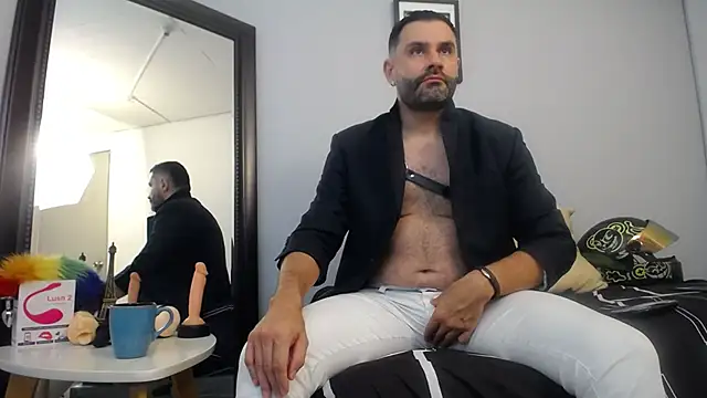 jonasbeards online show from November 2025 08:12:02 PM