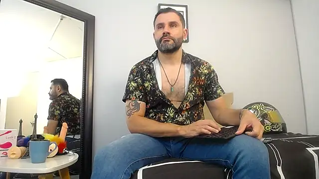 jonasbeards online show from November 2025 07:39:01 PM