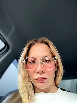 LavenderHot online show from June 2026 12:27:02 AM