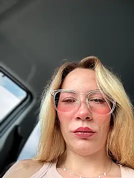 LavenderHot online show from June 2026 02:01:02 AM