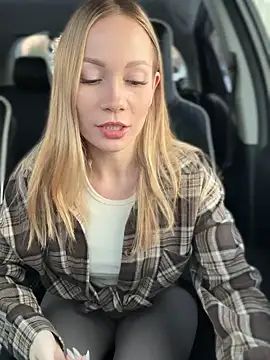 LavenderHot online show from November 2025 02:15:02 AM