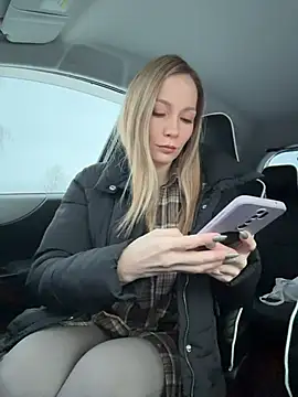 LavenderHot online show from November 2025 02:12:02 AM