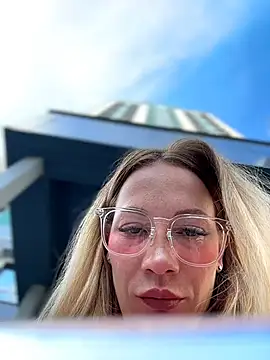 LavenderHot online show from July 2026 03:02:01 AM