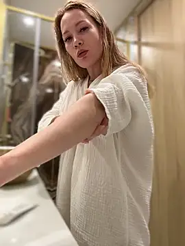 LavenderHot online show from March 2026 01:22:01 AM