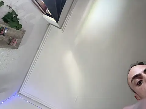 EnricoGio online show from February 2026 01:11:02 PM