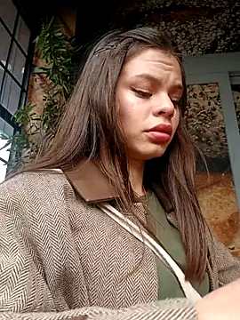 Violeta 12- online show from March 2026 07:01:01 PM