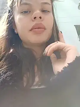 Violeta 12- online show from November 2025 03:23:02 PM