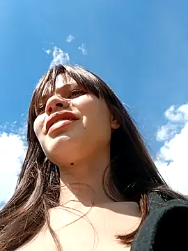 Violeta 12- online show from November 2025 07:17:01 PM