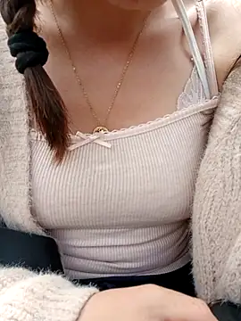 Violeta 12- online show from November 2025 05:27:01 PM