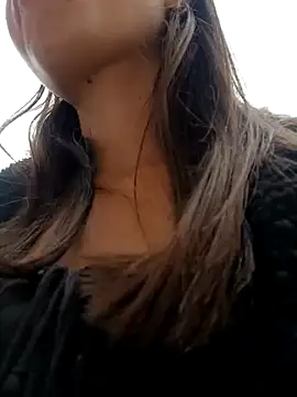 Snapshot of Violeta_12- chatting on May 2026 08:12:02 PM Violeta 12- online show from May 2026 08:12:02 PM