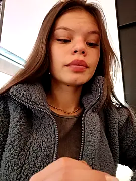 Violeta 12- online show from February 2025 05:52:01 PM