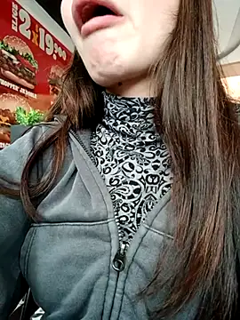 Violeta 12- online show from February 2025 05:31:01 PM