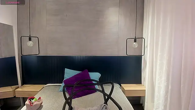 Snapshot of _julietta chatting on October 2025 12:39:02 PM julietta online show from October 2025 12:39:02 PM