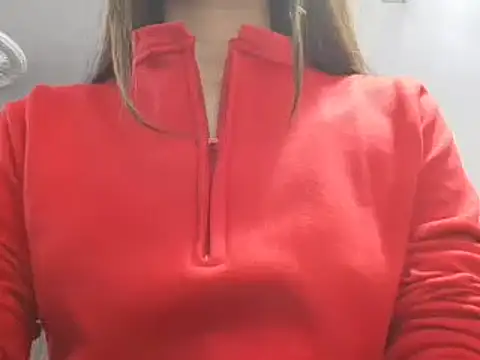 Snapshot of Smilee_Doll chatting on December 2024 05:41:02 PM Smilee Doll online show from December 2024 05:41:02 PM