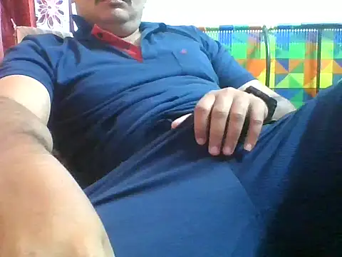 naughtymike0007 online show from November 2025 02:39:01 PM