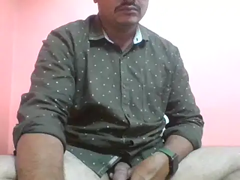 naughtymike0007 online show from December 2025 11:59:02 AM