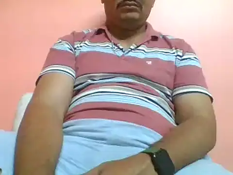 naughtymike0007 online show from December 2025 03:16:01 PM