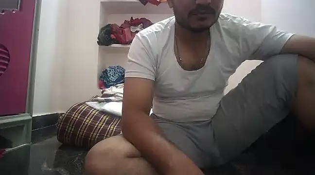 naughtymike0007 online show from March 2025 02:58:02 PM