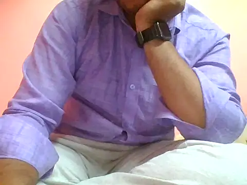 naughtymike0007 online show from March 2026 02:10:01 PM