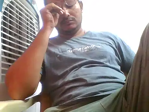 naughtymike0007 online show from October 2025 02:43:02 AM