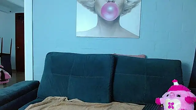 rousebonnett online show from December 2024 11:39:02 PM