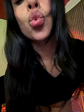 Snapshot of CieloTaylor chatting on October 2025 10:10:01 PM CieloTaylor online show from October 2025 10:10:01 PM