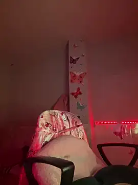 Snapshot of CieloTaylor chatting on February 2025 04:27:02 AM CieloTaylor online show from February 2025 04:27:02 AM