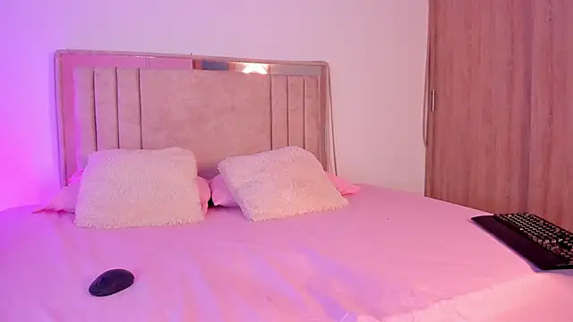 Deiisy Queen online show from March 2026 08:32:02 PM