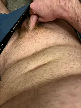 Straightlad95 online show from December 2025 11:27:02 PM