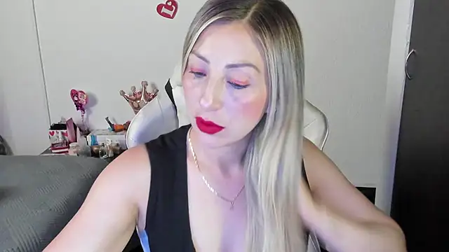 Andreina Suann online show from November 2025 10:51:03 AM