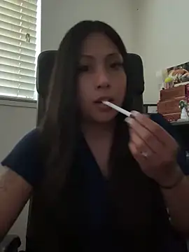 Snapshot of Gin4Cole chatting on January 2025 12:33:01 AM Gin4Cole online show from January 2025 12:33:01 AM