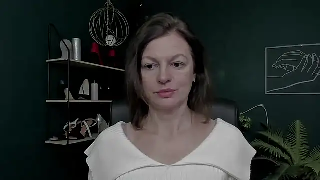 VivianWILD online show from December 2025 06:56:02 AM