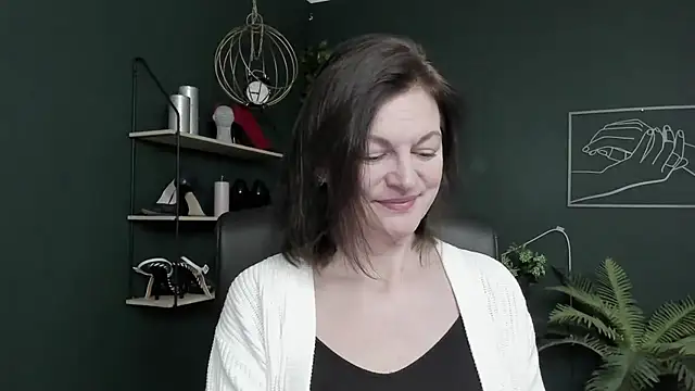 VivianWILD online show from April 2026 05:54:01 AM