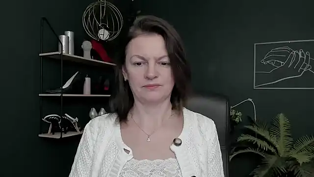 Snapshot of VivianWILD chatting on February 2026 07:08:01 AM VivianWILD online show from February 2026 07:08:01 AM