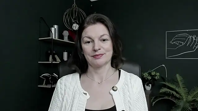 VivianWILD online show from April 2026 06:42:02 AM