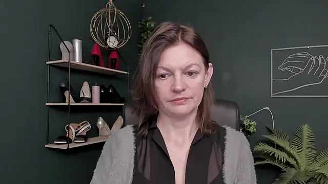 VivianWILD online show from November 2025 07:41:01 AM