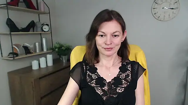 Snapshot of VivianWILD chatting on February 2025 10:01:01 AM VivianWILD online show from February 2025 10:01:01 AM