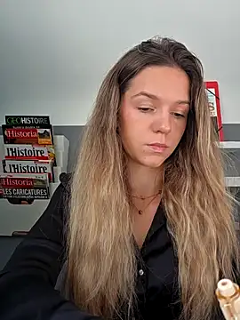 lucie mehott online show from October 2025 08:26:02 AM