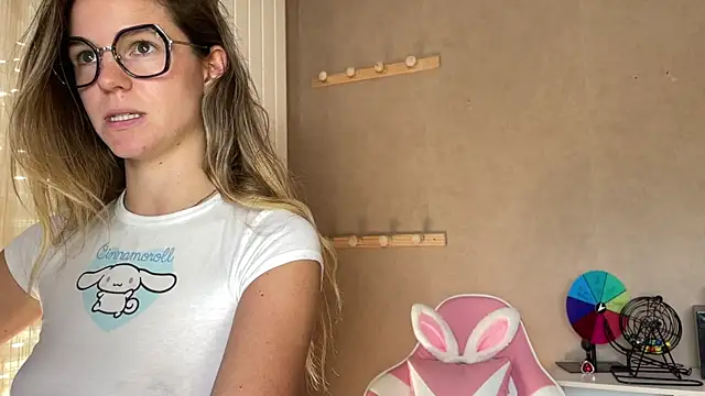 lucie mehott online show from September 2025 09:15:01 AM