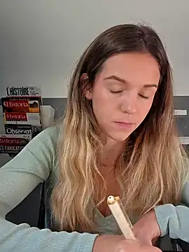 lucie mehott online show from October 2025 07:34:02 AM
