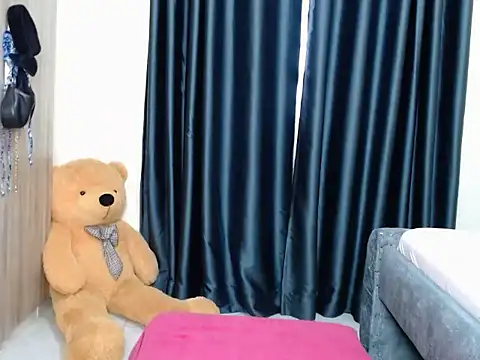 TeenieReeny online show from January 2026 02:35:01 PM