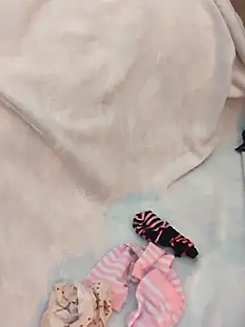 Snapshot of nickybaby chatting on October 2025 04:50:01 AM nickybaby online show from October 2025 04:50:01 AM