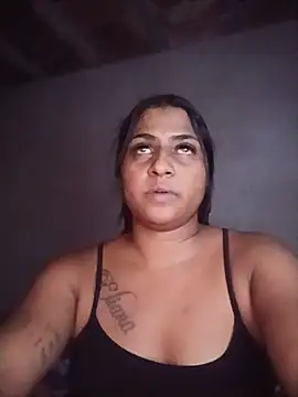 Giselabrunette25 online show from July 2026 07:39:01 PM