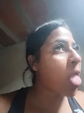 Giselabrunette25 online show from May 2026 08:40:02 PM