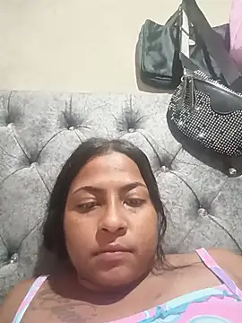 Giselabrunette25 online show from June 2026 04:40:02 AM